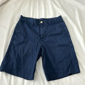 Vineyard Vines shorts size 10
